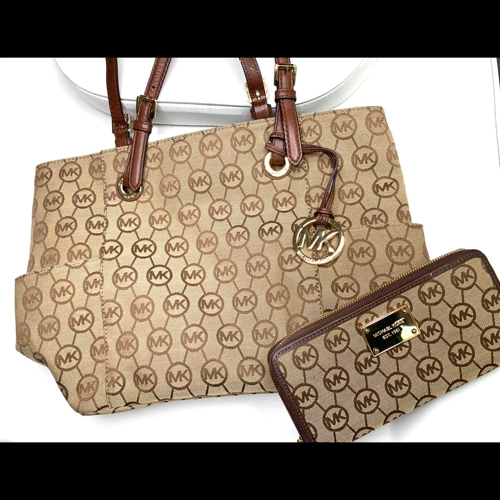 Matching Michael Kors Tote + Wallet